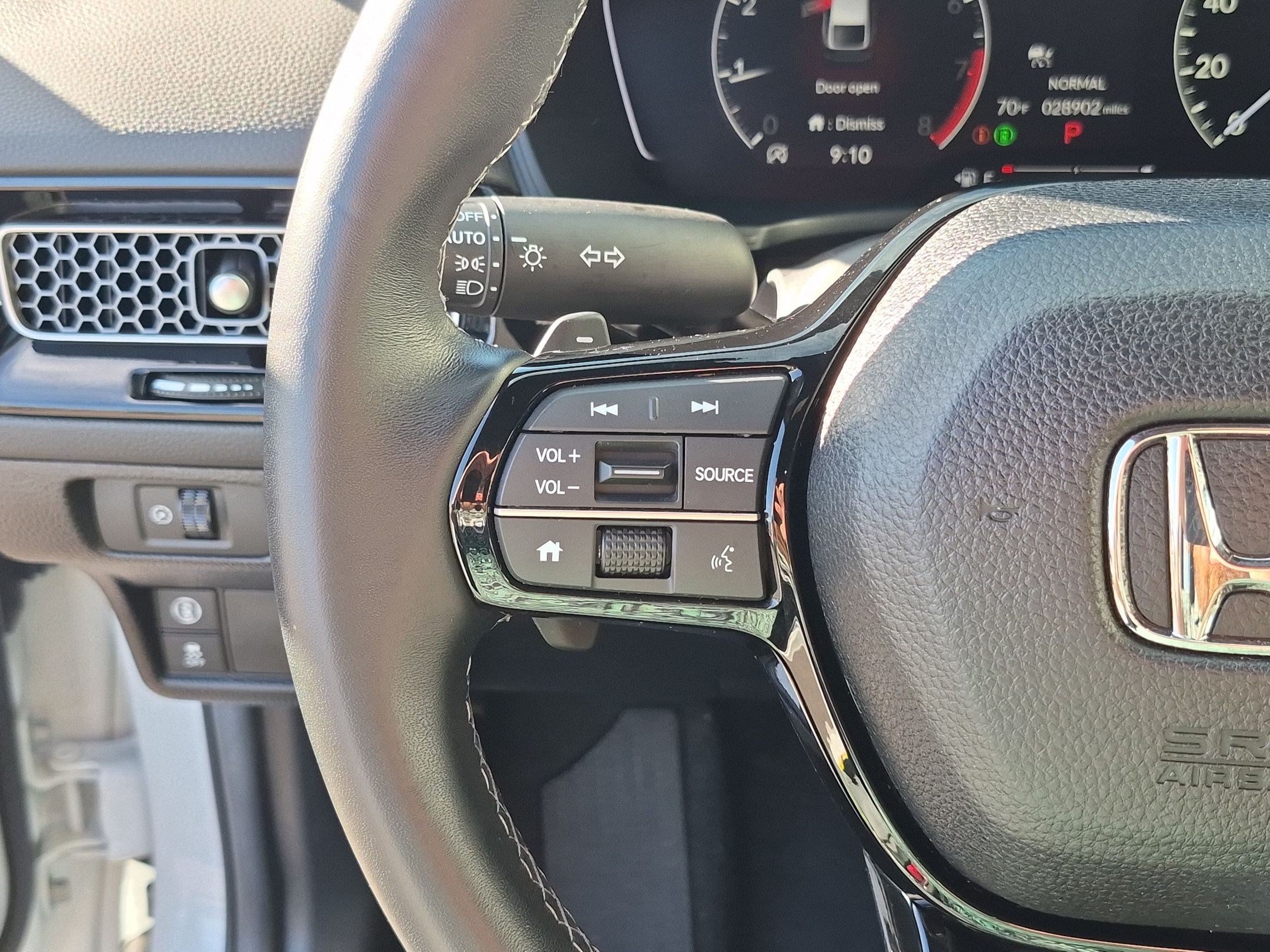 2024 Honda Civic Hatchback Sport - Photo 19