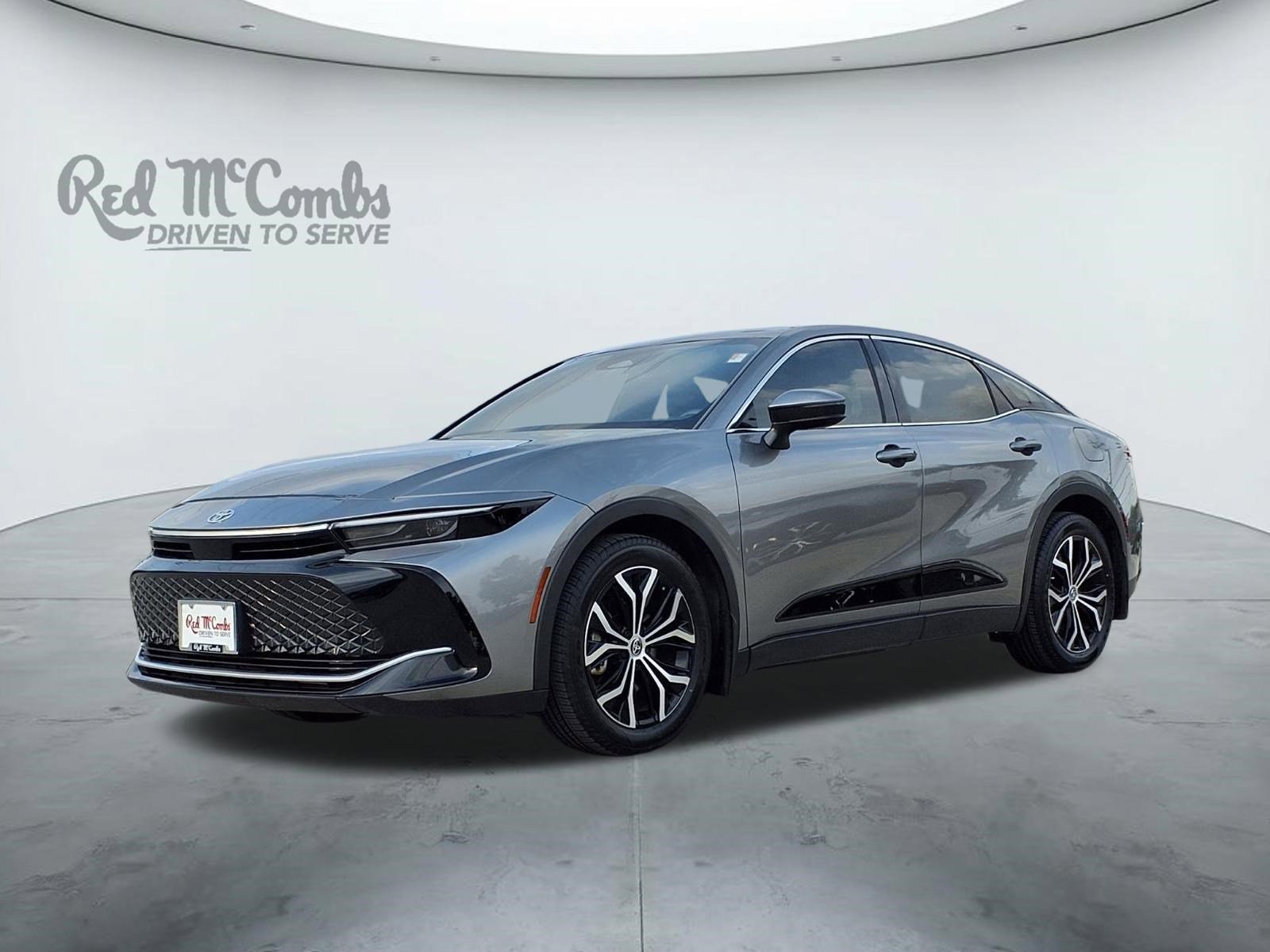 2023 Toyota Crown XLE AWD's photo