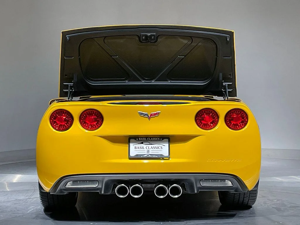 Used 2005 Yellow Chevrolet Base image 34