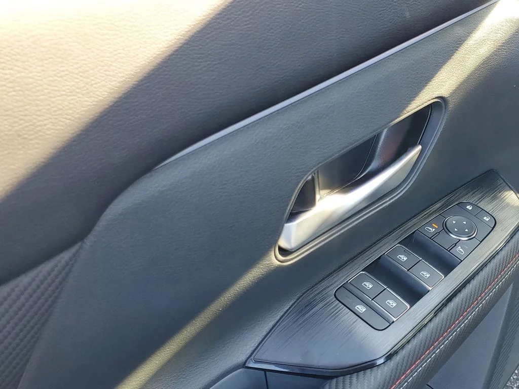 2026 Nissan KICKS SR AWD - Photo 6