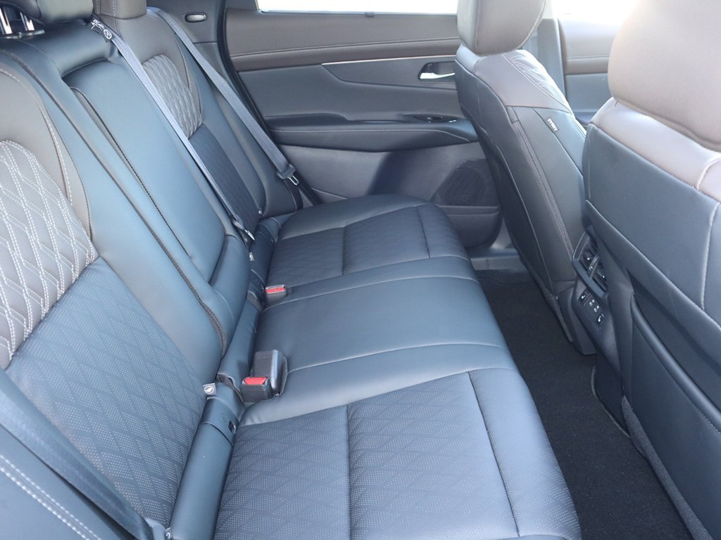 New 2026 Gun Metallic Nissan Platinum image 27