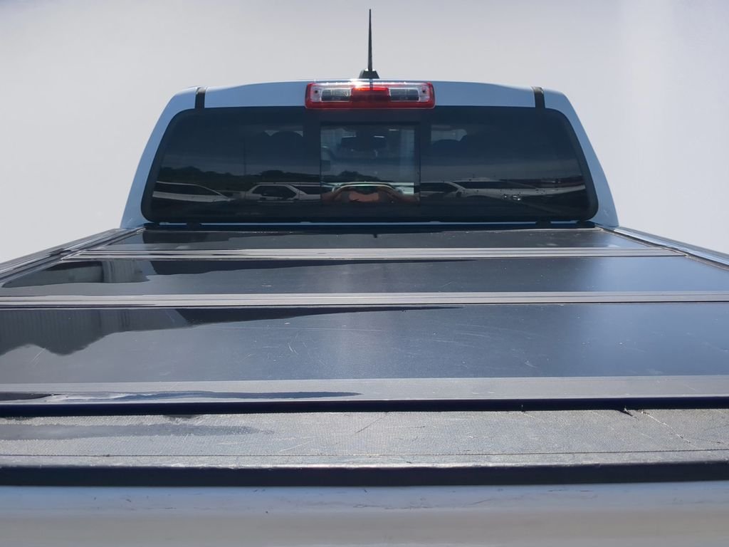 Used 2018 Summit White GMC Denali image 21