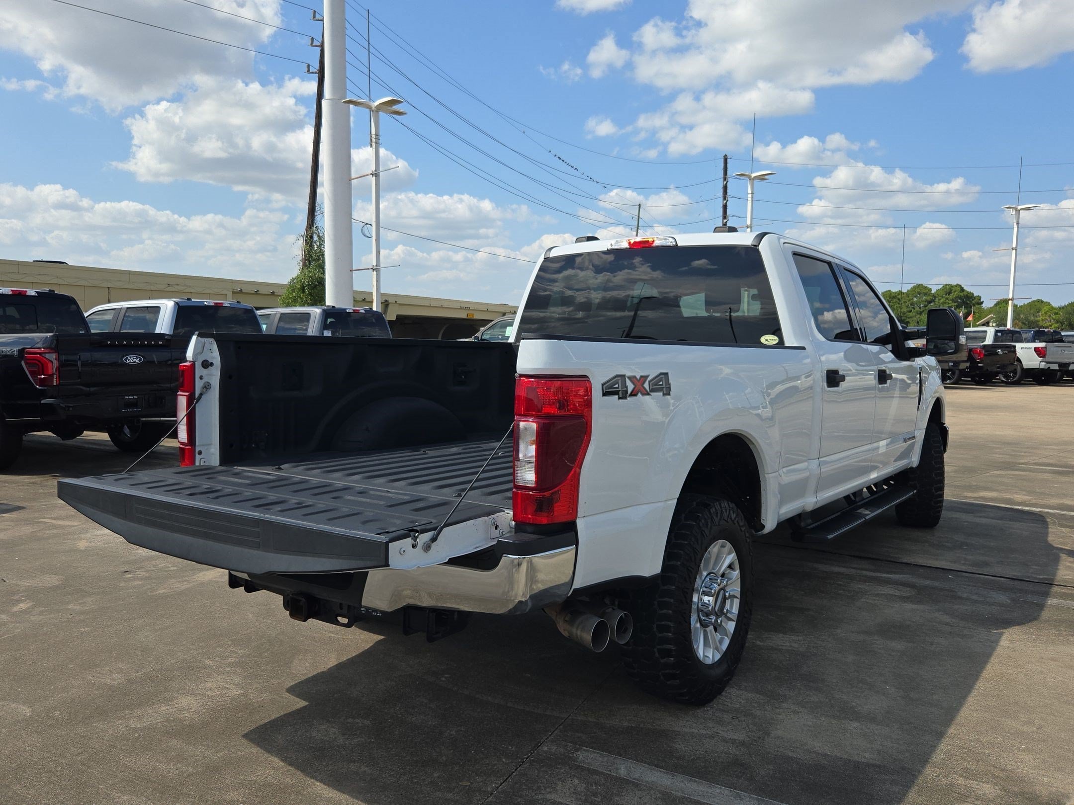 Used 2021 Blue Ford XLT image 25
