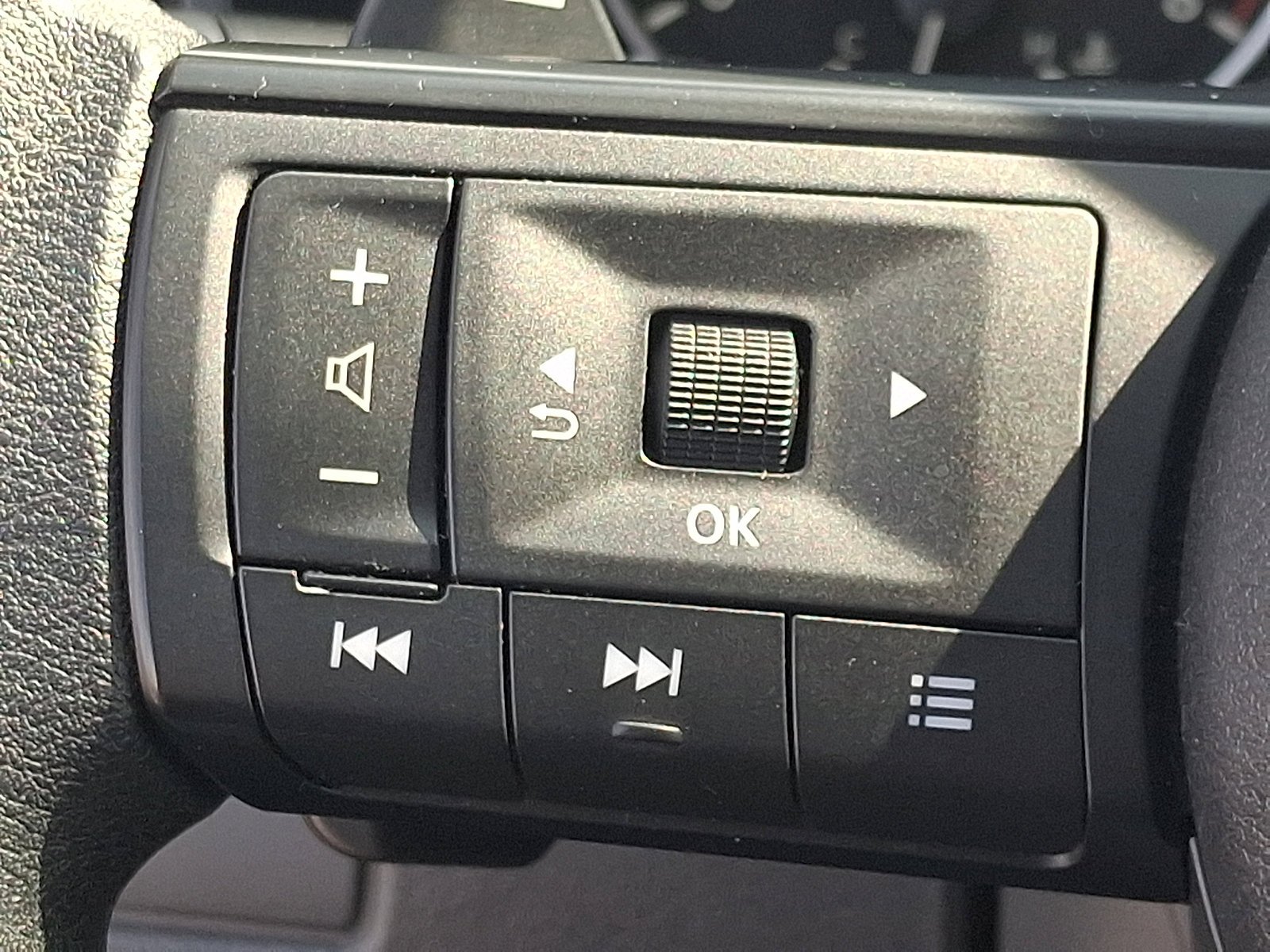 Certified Used 2024 Gun Metallic Nissan S image 20