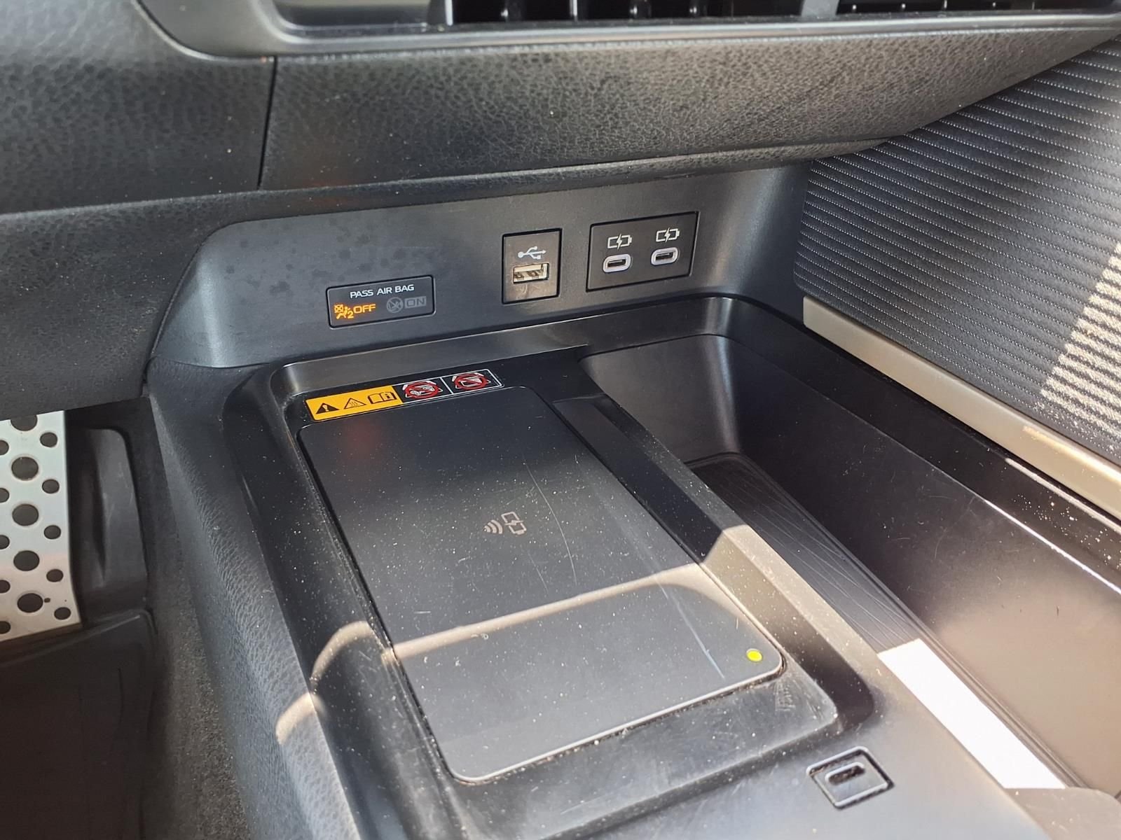 Certified Used 2025 Ocean Toyota SE image 22