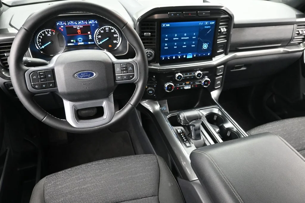 Used 2023 Silver Ford XLT image 14