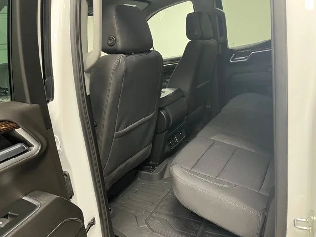 Used 2023 White GMC SLE image 39