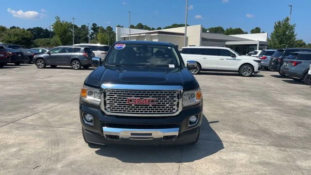 Used 2019 Black GMC Denali image 2