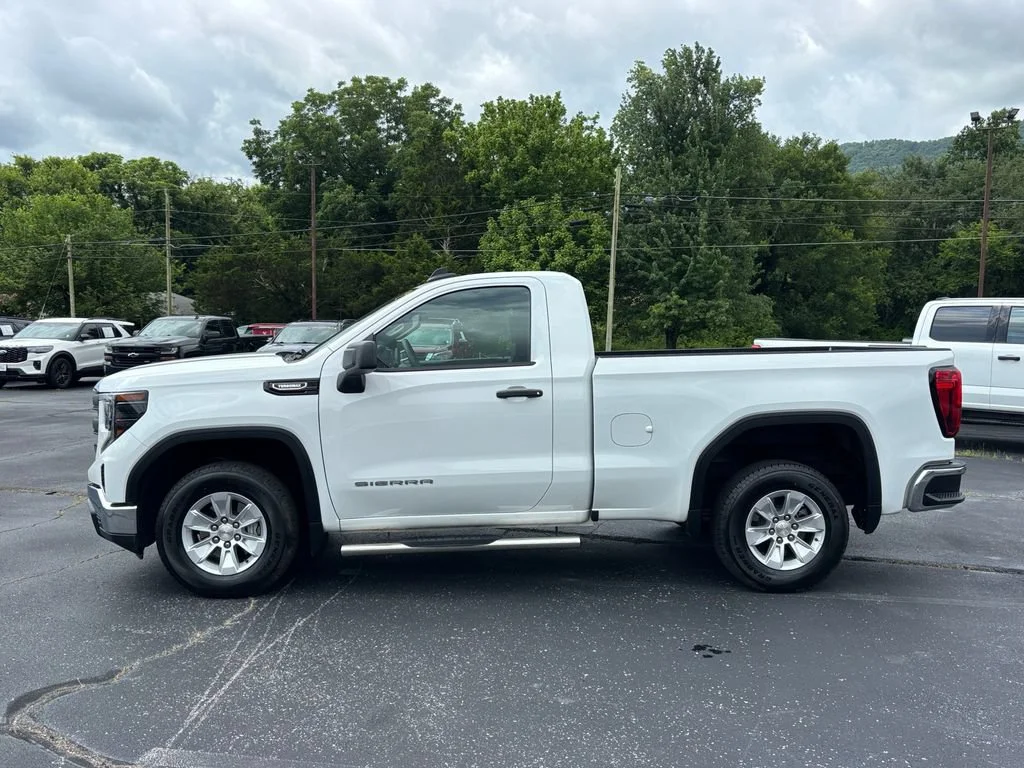 Used 2025 Summit White GMC Pro image 9