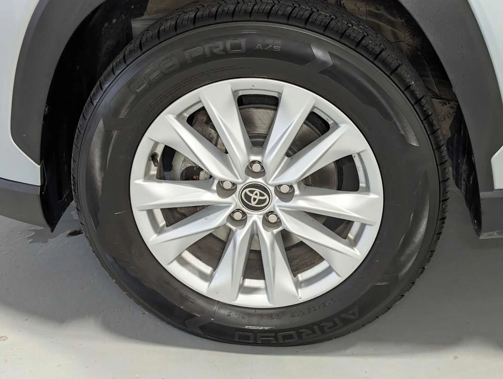 Used 2023 Sonic Silver Toyota LE image 3