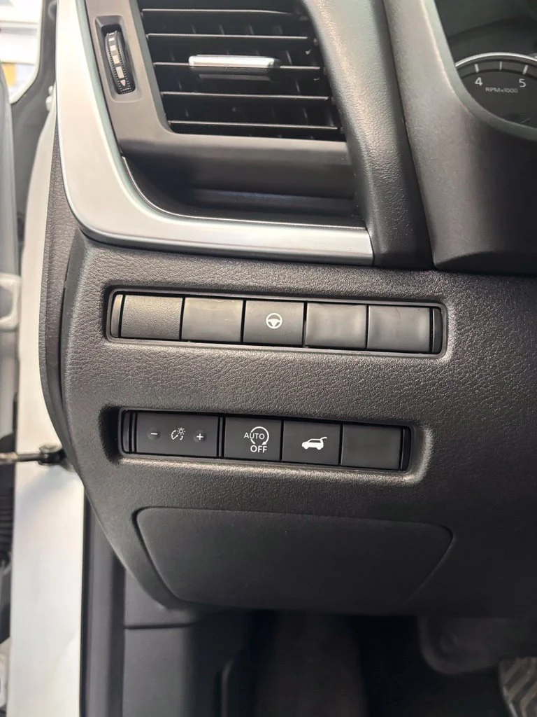 2024 Nissan Rogue SV - Photo 10