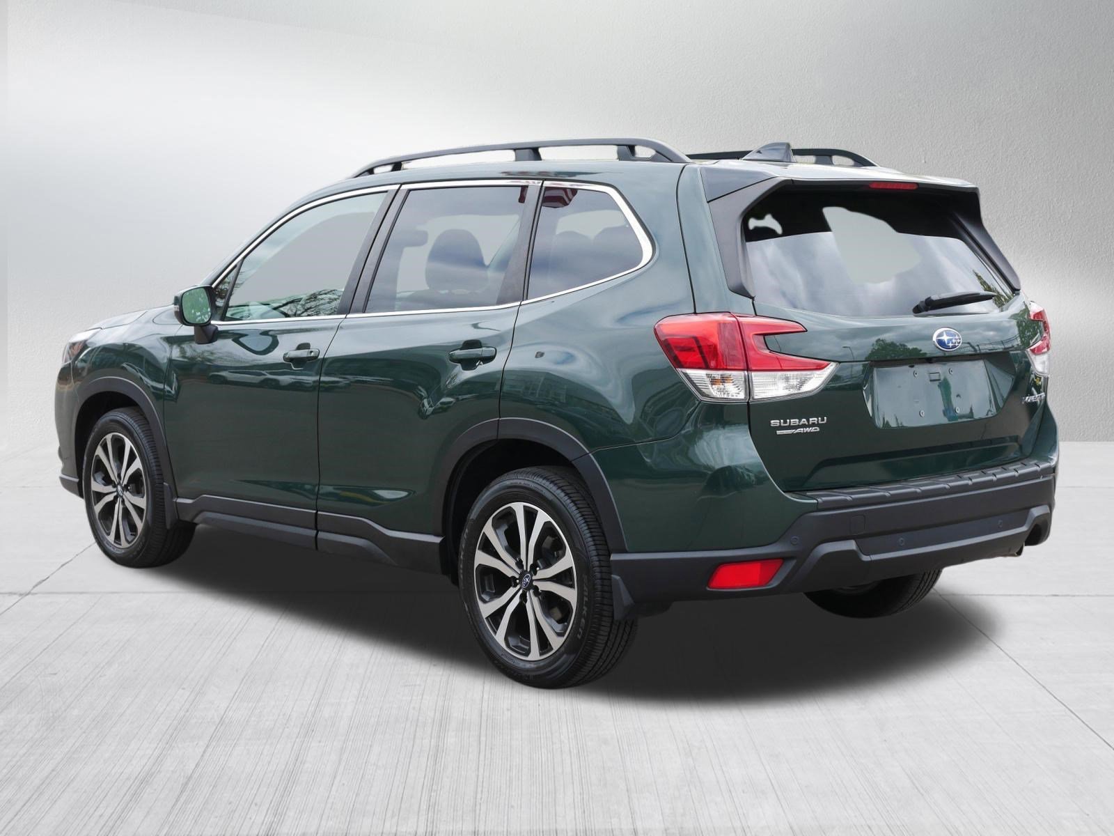 Used 2024 Cascade Green Silica Subaru Limited image 5