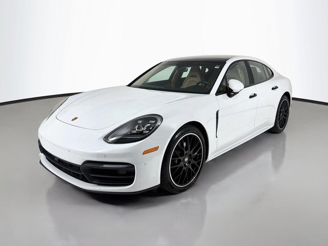2022 Porsche Panamera 4