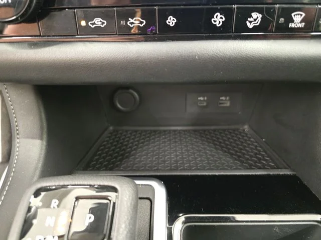 Used 2025 Gun Metallic Nissan SV image 27