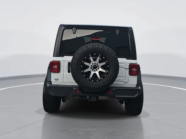 Used 2021 White Jeep Unlimited Sport Altitude image 4