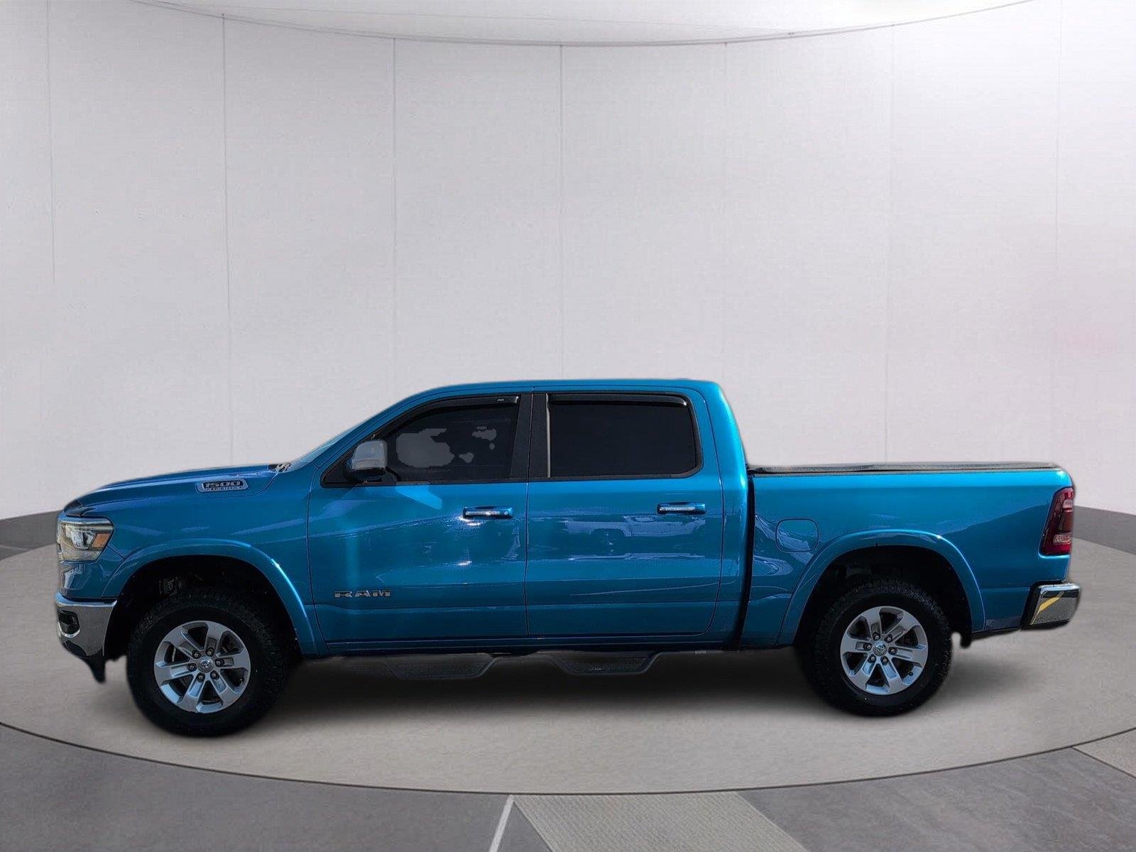 Used 2021 Hydro Blue Pearlcoat Ram Laramie image 2