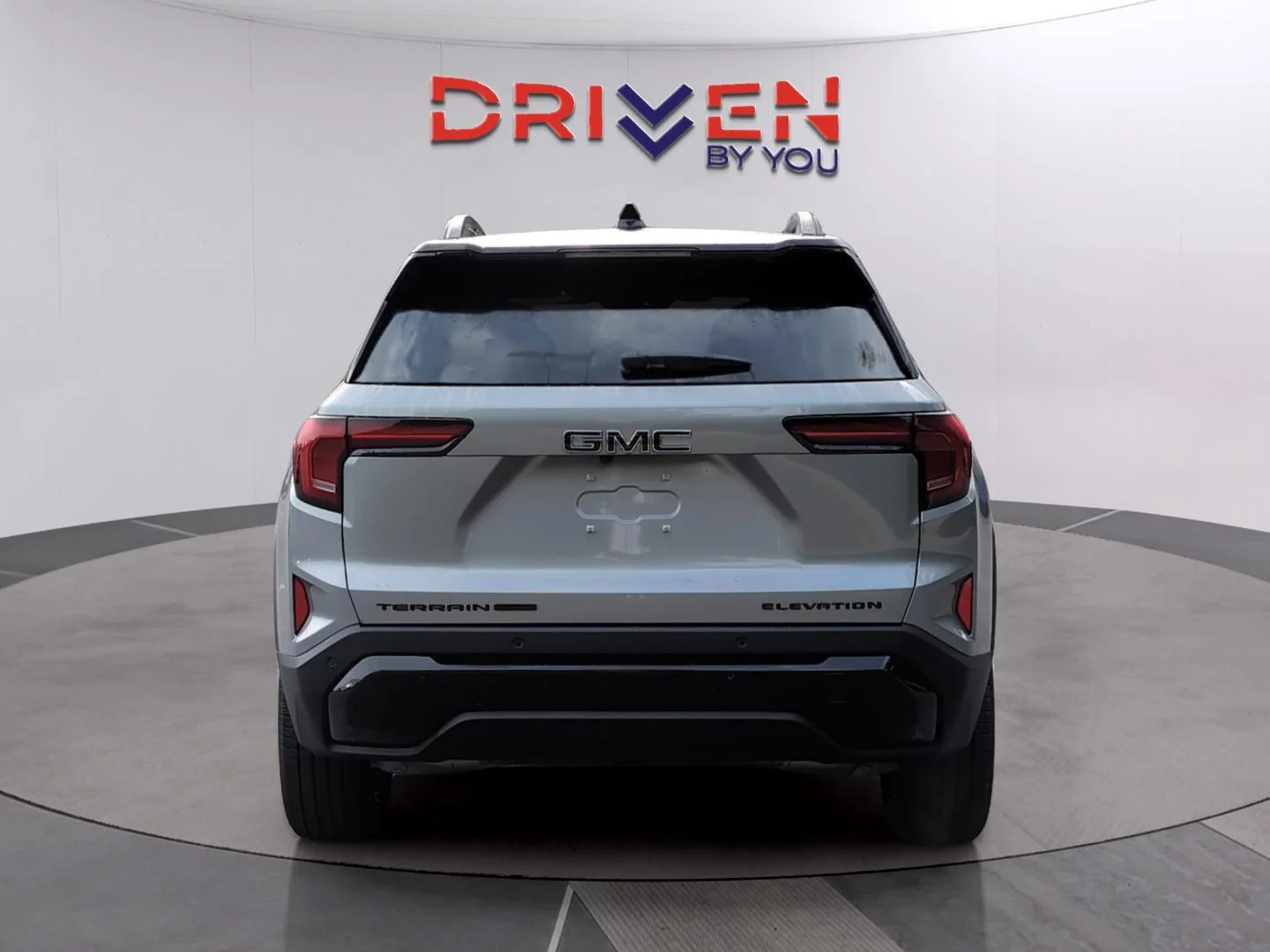 New 2026 Sterling Metallic GMC Elevation image 4
