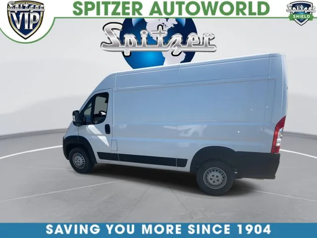 Used 2025 White Ram High Roof image 7