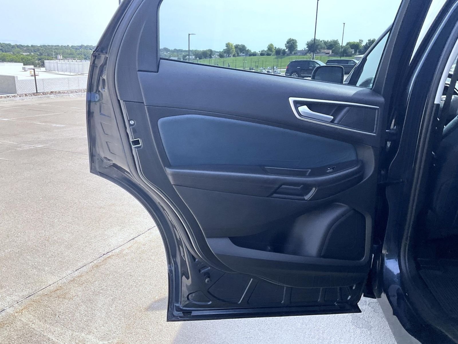 Used 2024 Blue Ford SEL image 18