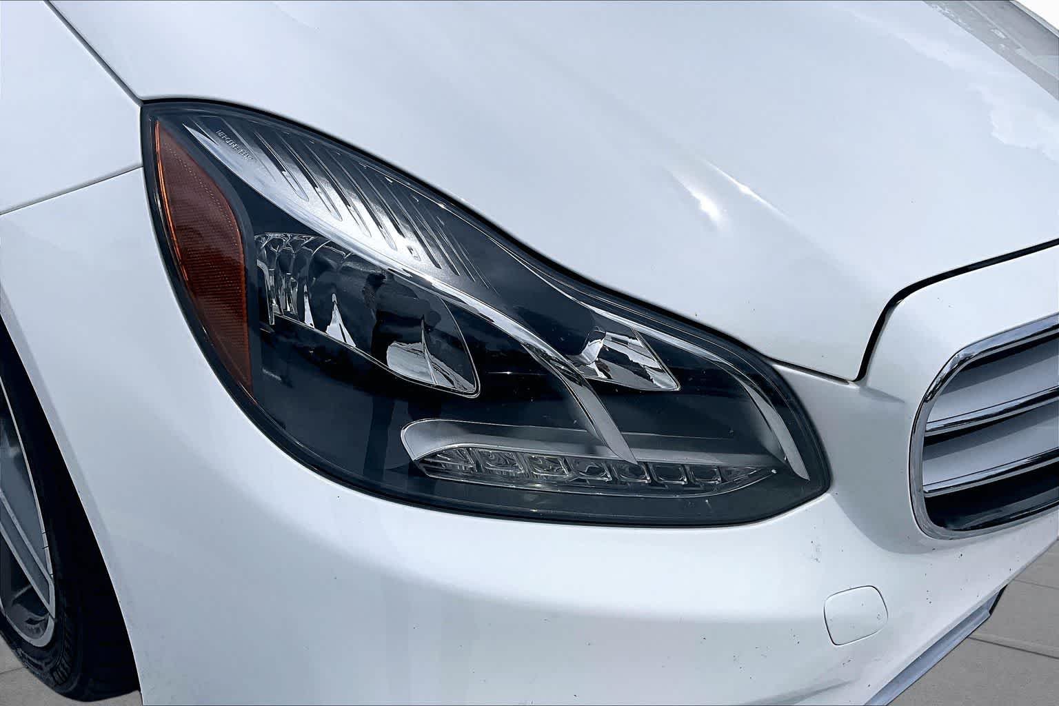 Used 2016 Polar White Mercedes-Benz E 350 Sport image 28