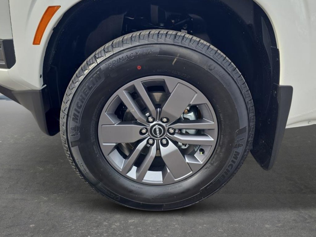 New 2026 Glacier White Nissan SV image 9
