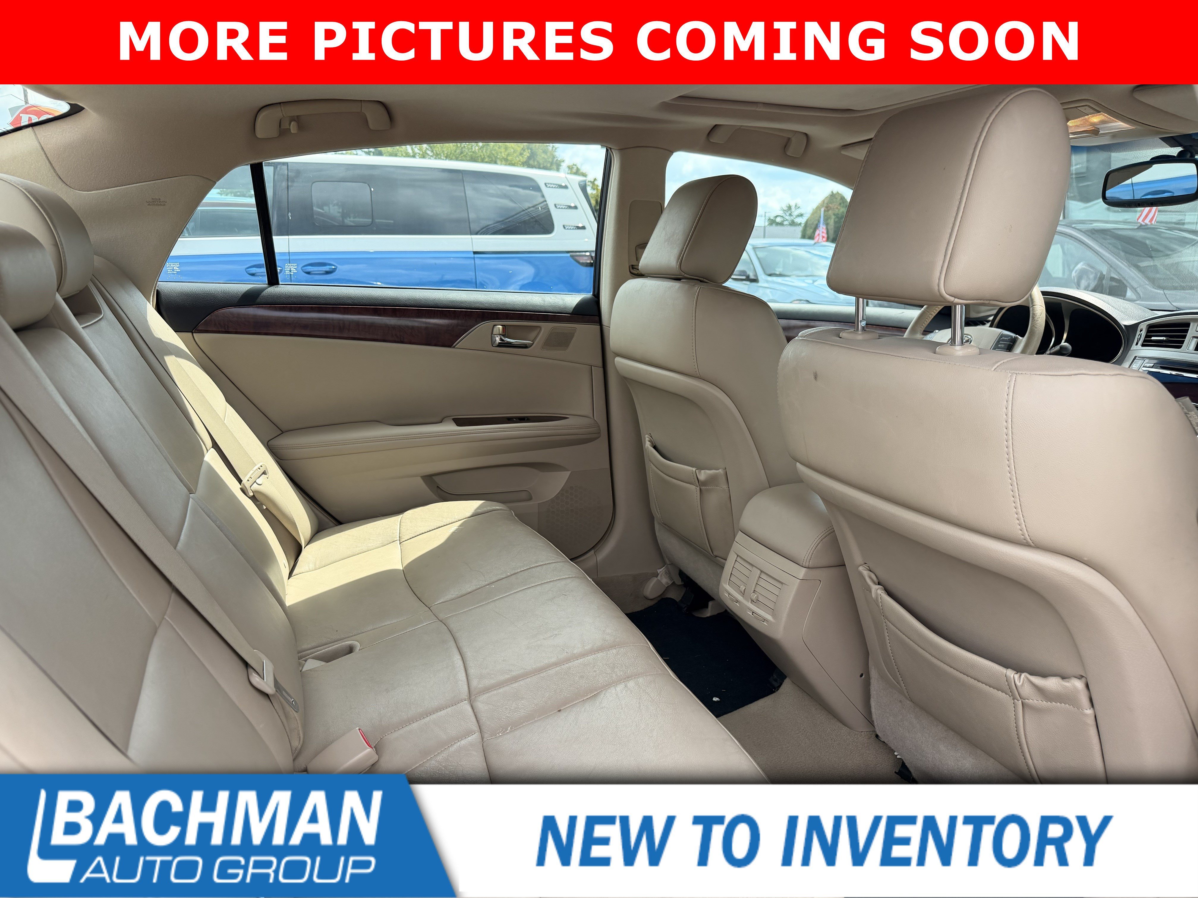 Used 2011 Cypress Pearl Toyota  image 9