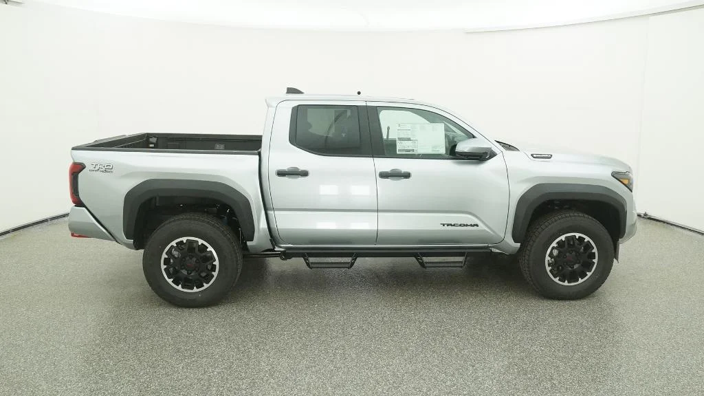 2025 Toyota Tacoma TRD Off Road - Photo 20
