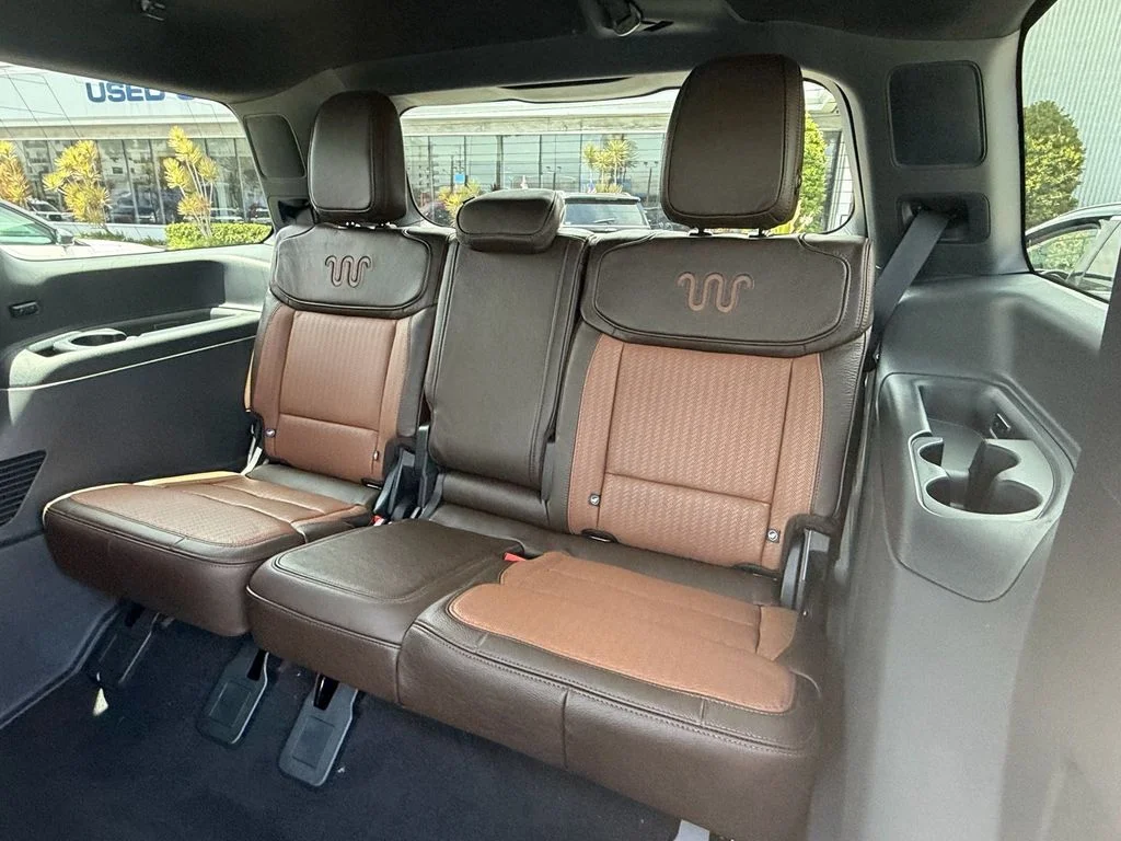 New 2027 Star White Metallic Tri-Coat Ford King Ranch® image 10