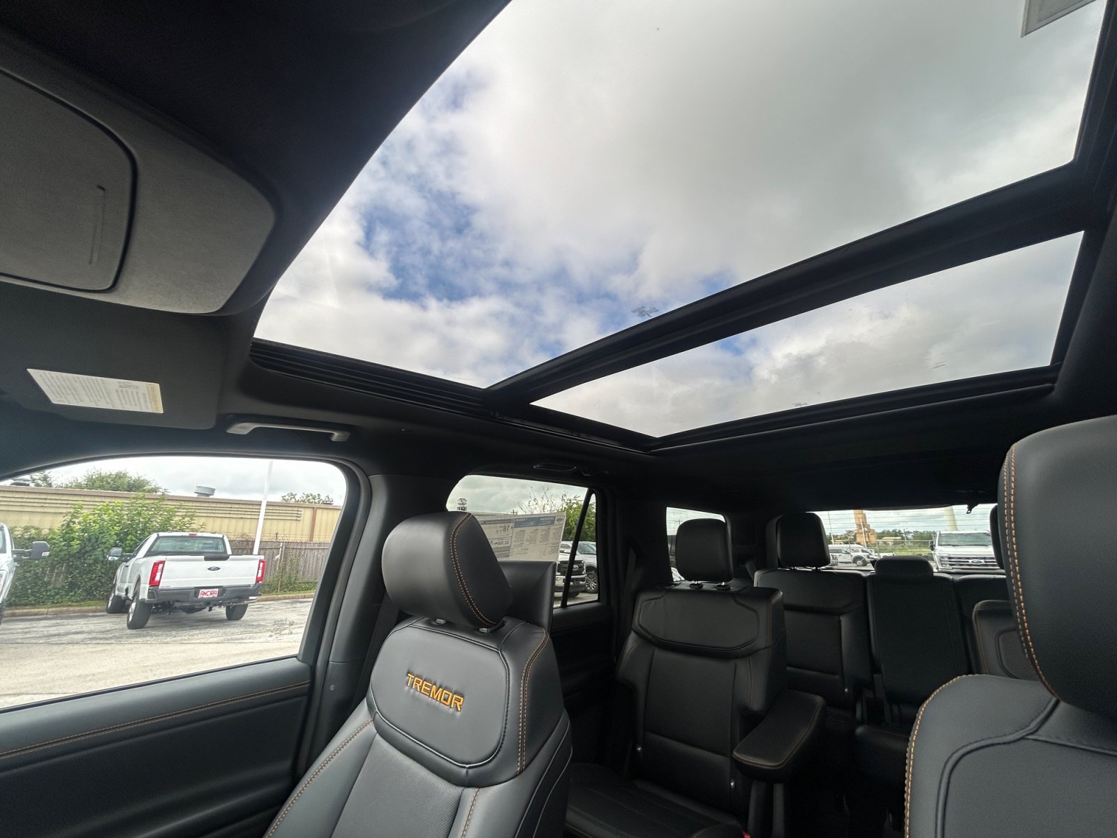 New 2026 Glacier Gray Metallic Tri-Coat Ford Tremor image 16