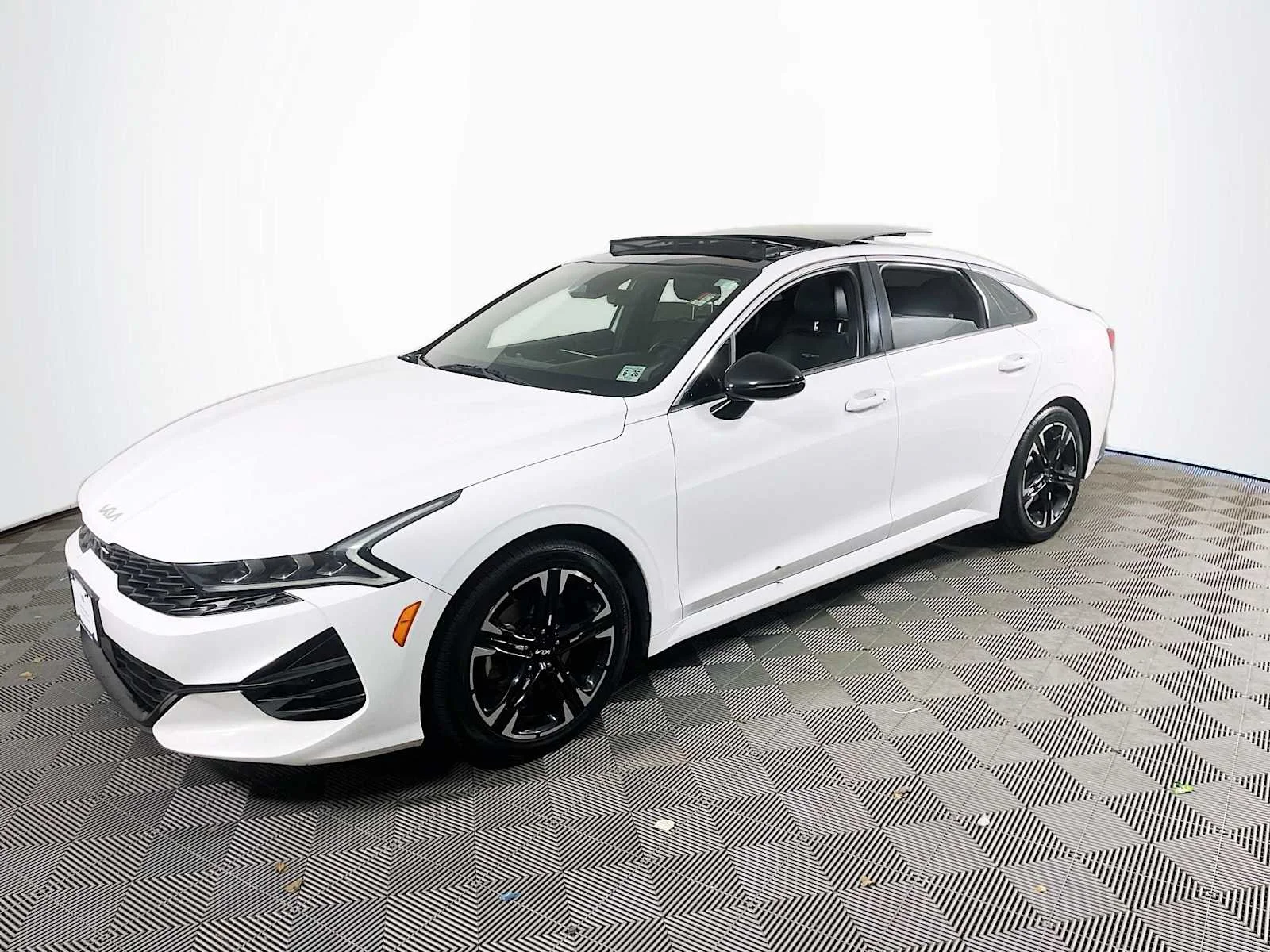 2022 Kia K5 GT-Line