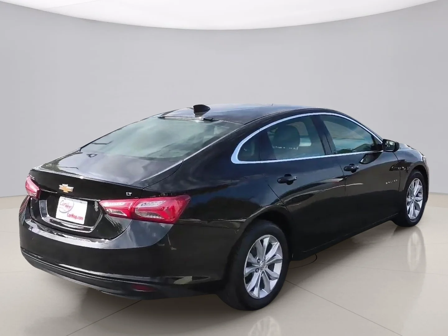 Used 2020 Black Chevrolet LT image 5