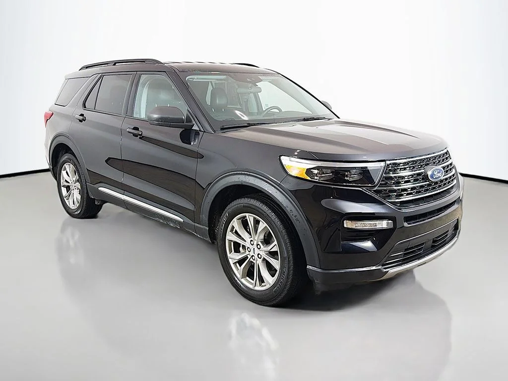 Used 2024 Black Ford XLT image 40