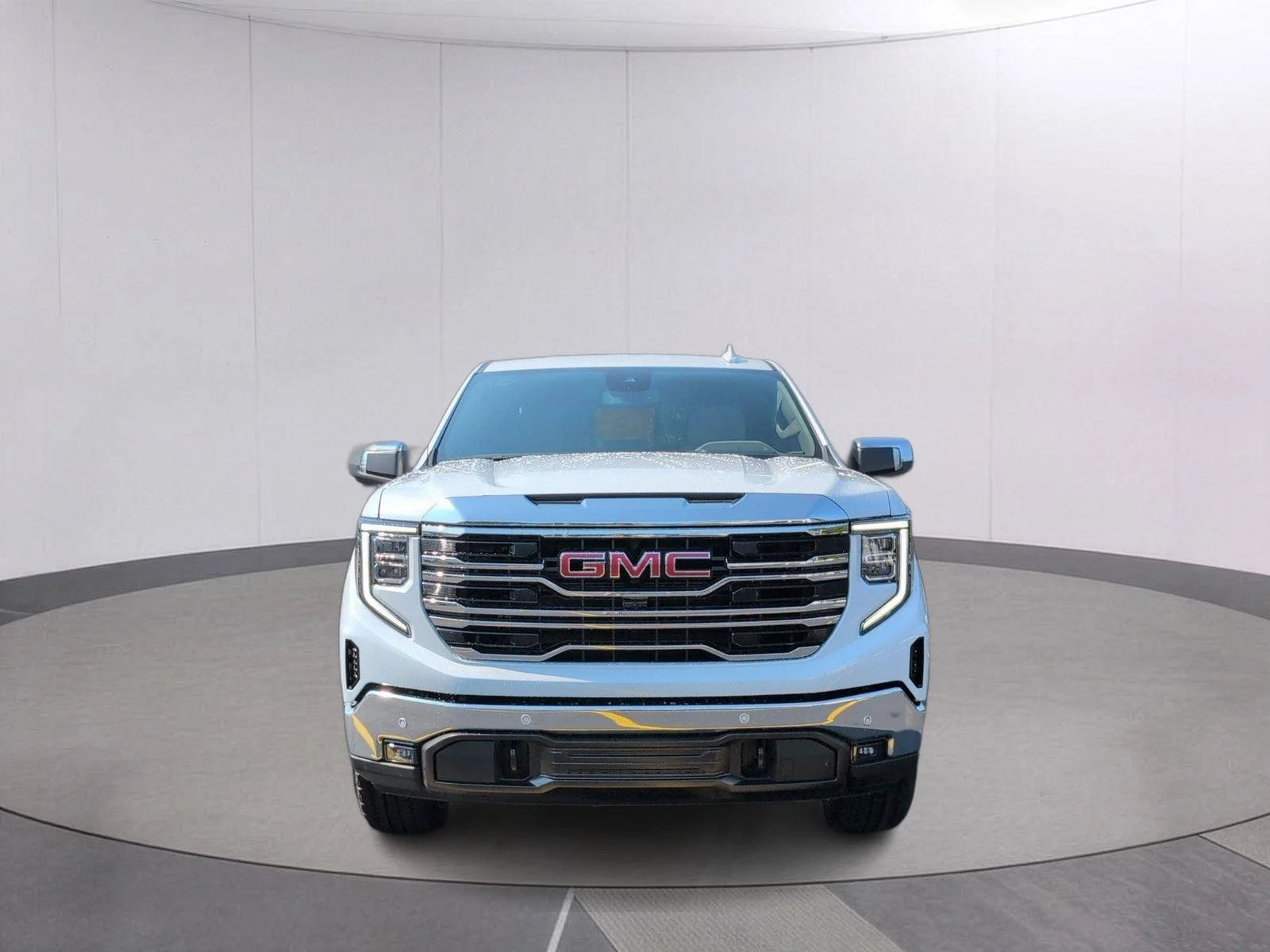 New 2026 Glacier White Tricoat GMC SLT image 9