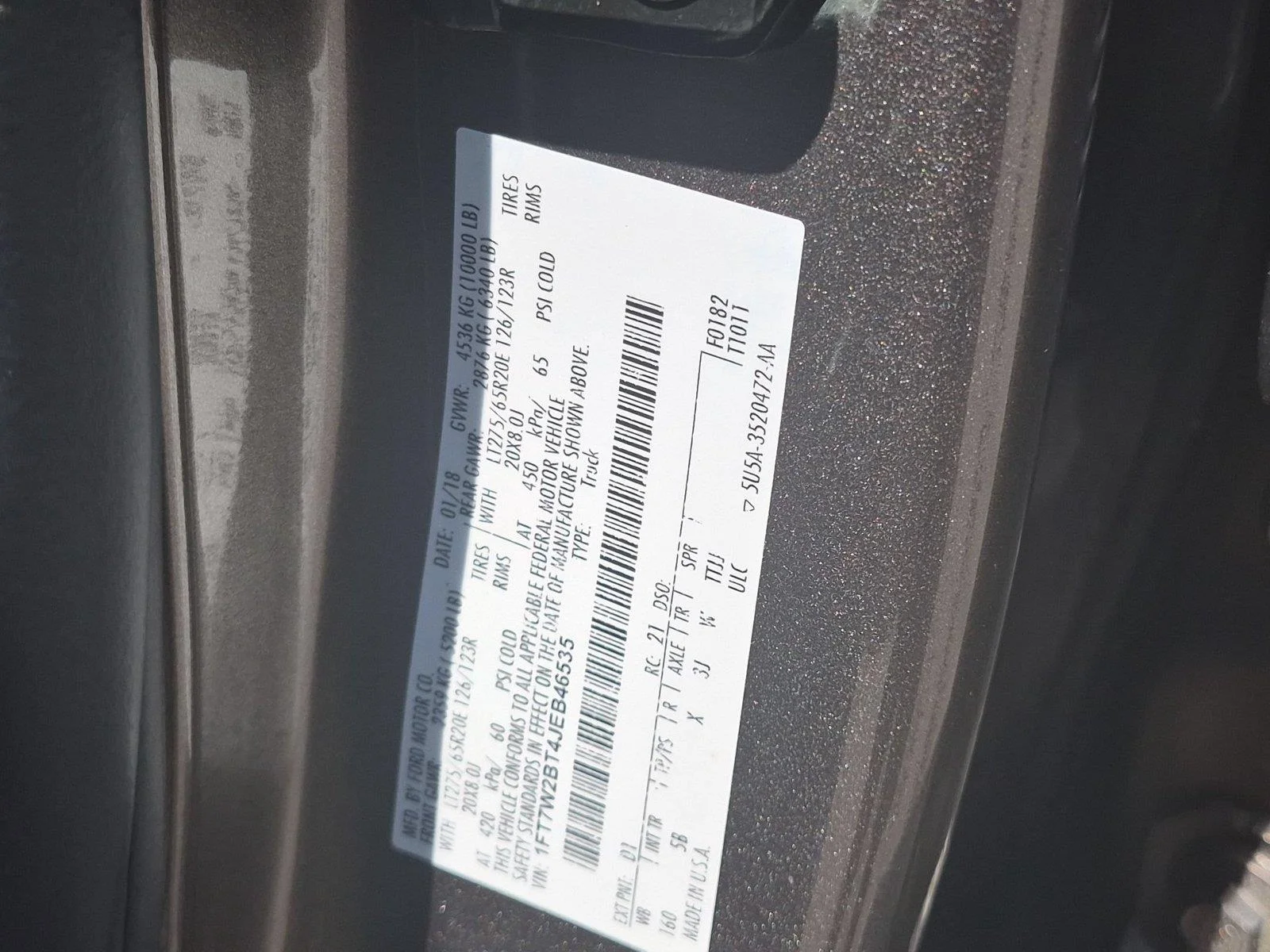 Used 2018 Stone Gray Metallic Ford LARIAT image 39