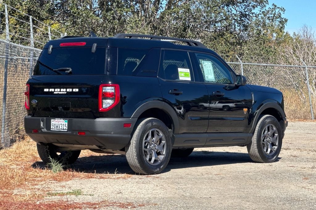 Used 2022 Black Ford Badlands image 5