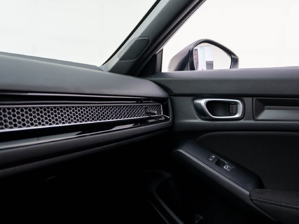 2024 Honda Civic Sport - Photo 29