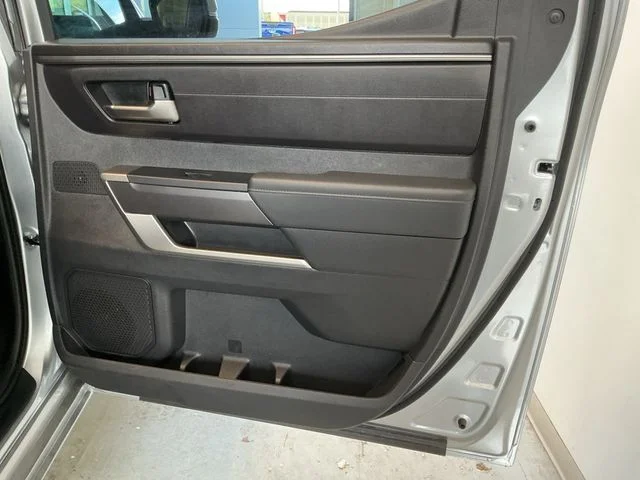 2026 Toyota Tundra SR5 - Photo 21