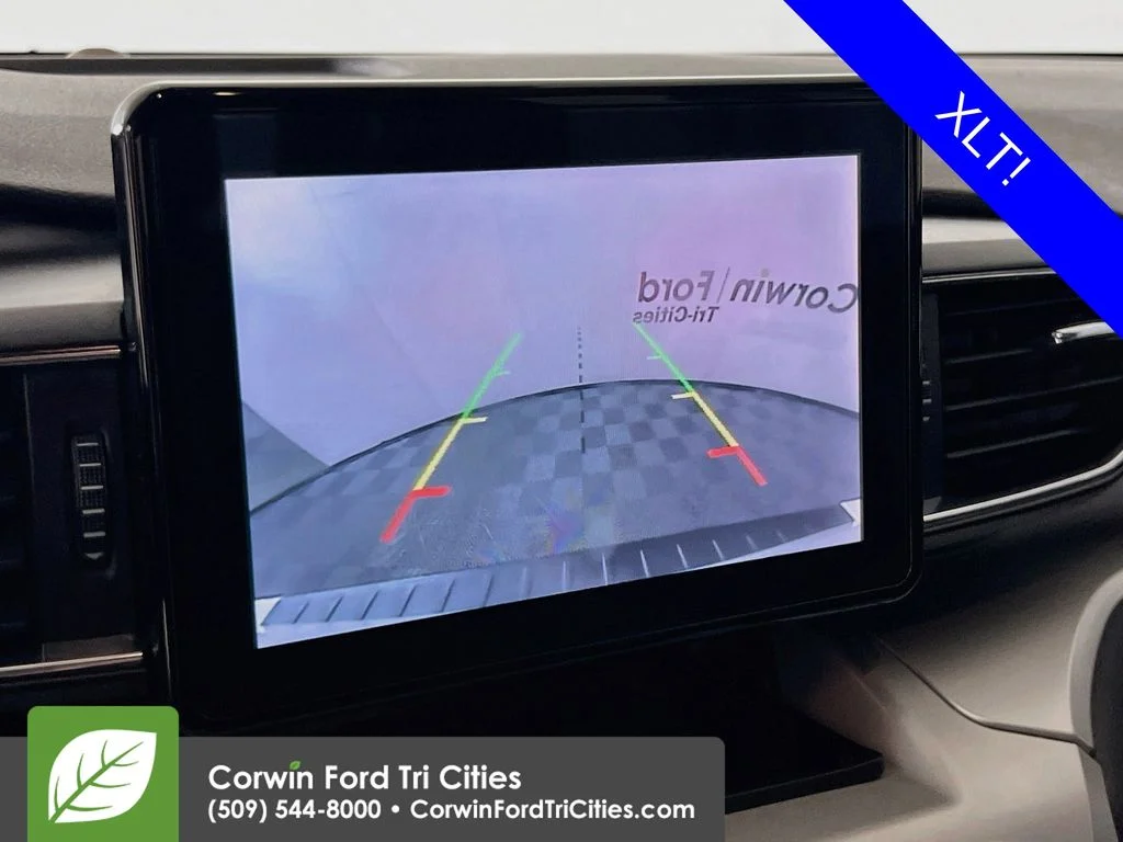 Used 2020 Silver Ford XLT image 21