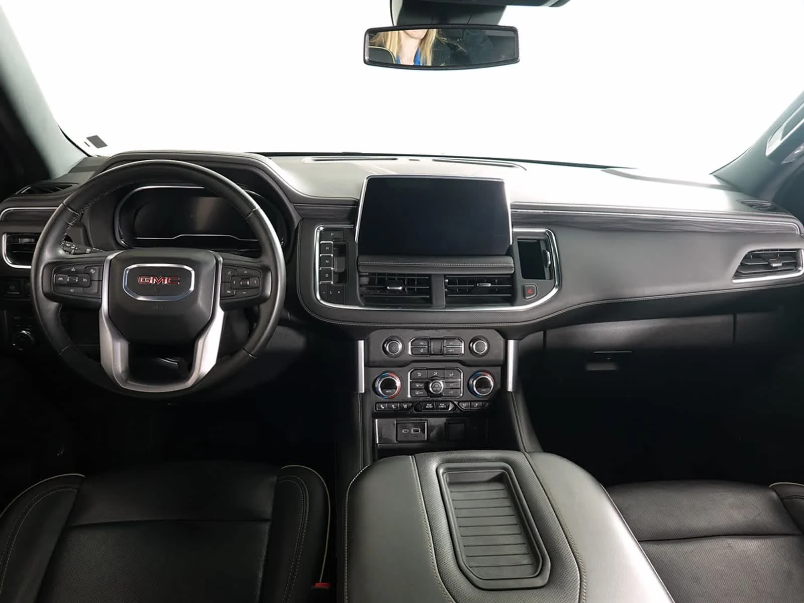 Used 2024 Titanium Rush Metallic GMC SLT image 2