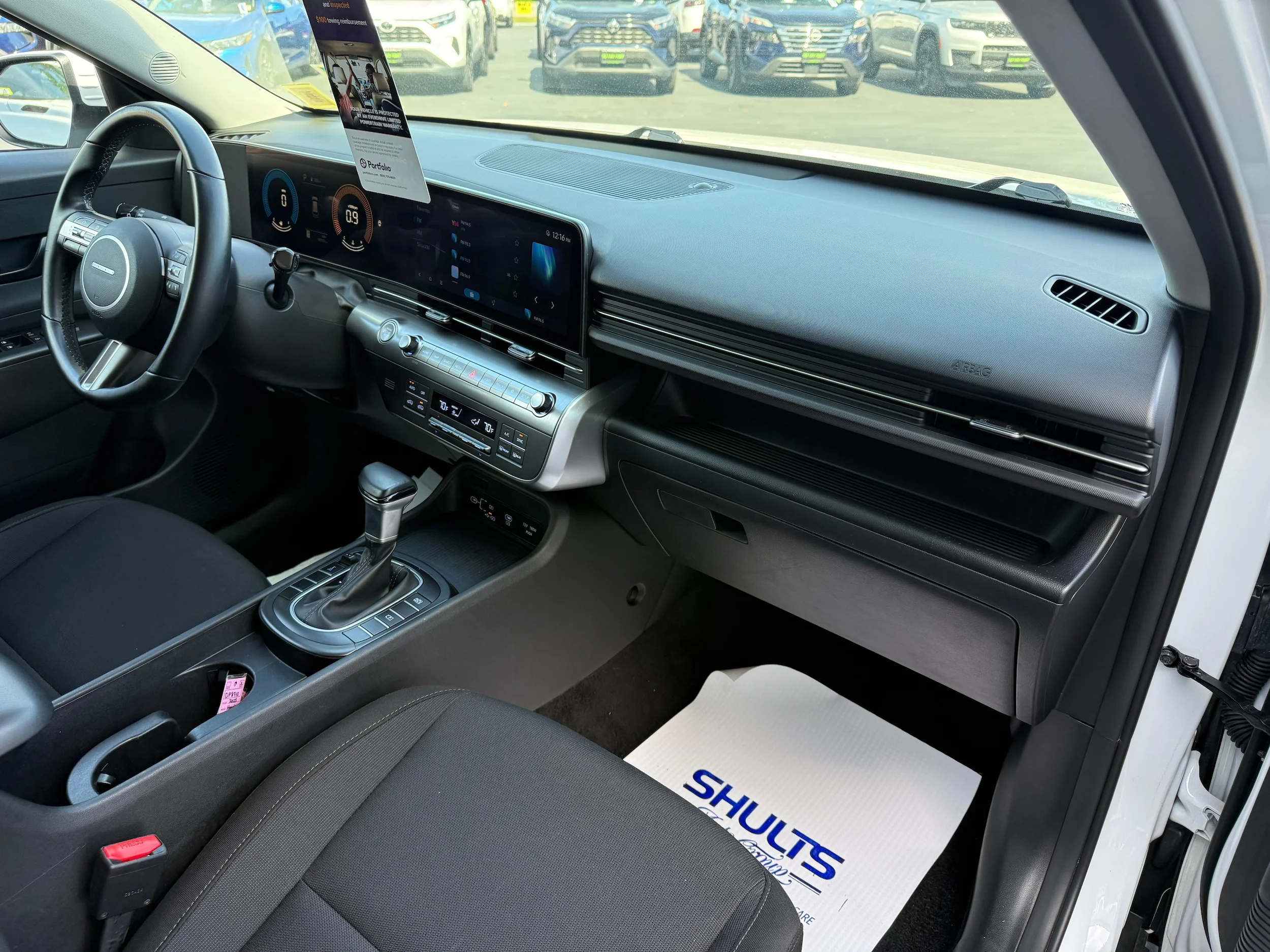 Used 2025 Atlas White Hyundai SEL image 25