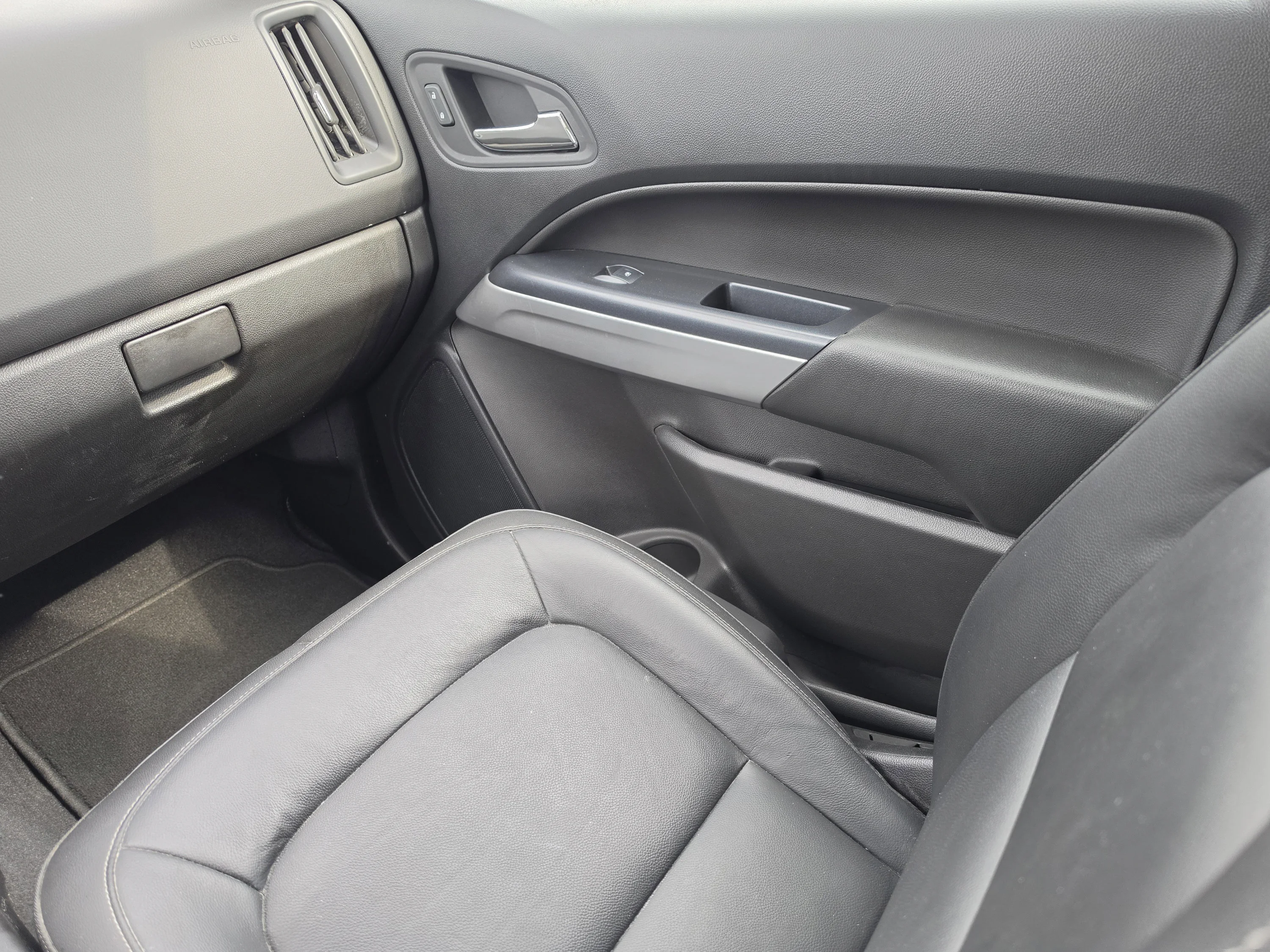 Used 2020 Silver Ice Metallic Chevrolet 4WD ZR2 image 18