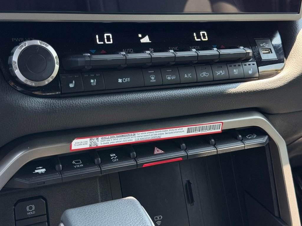 Certified Used 2026  Toyota Limited image 38
