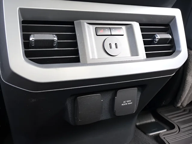 Used 2023 Black Ford Lariat image 15