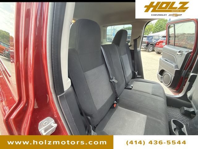 Used 2015 Red Jeep Sport image 24