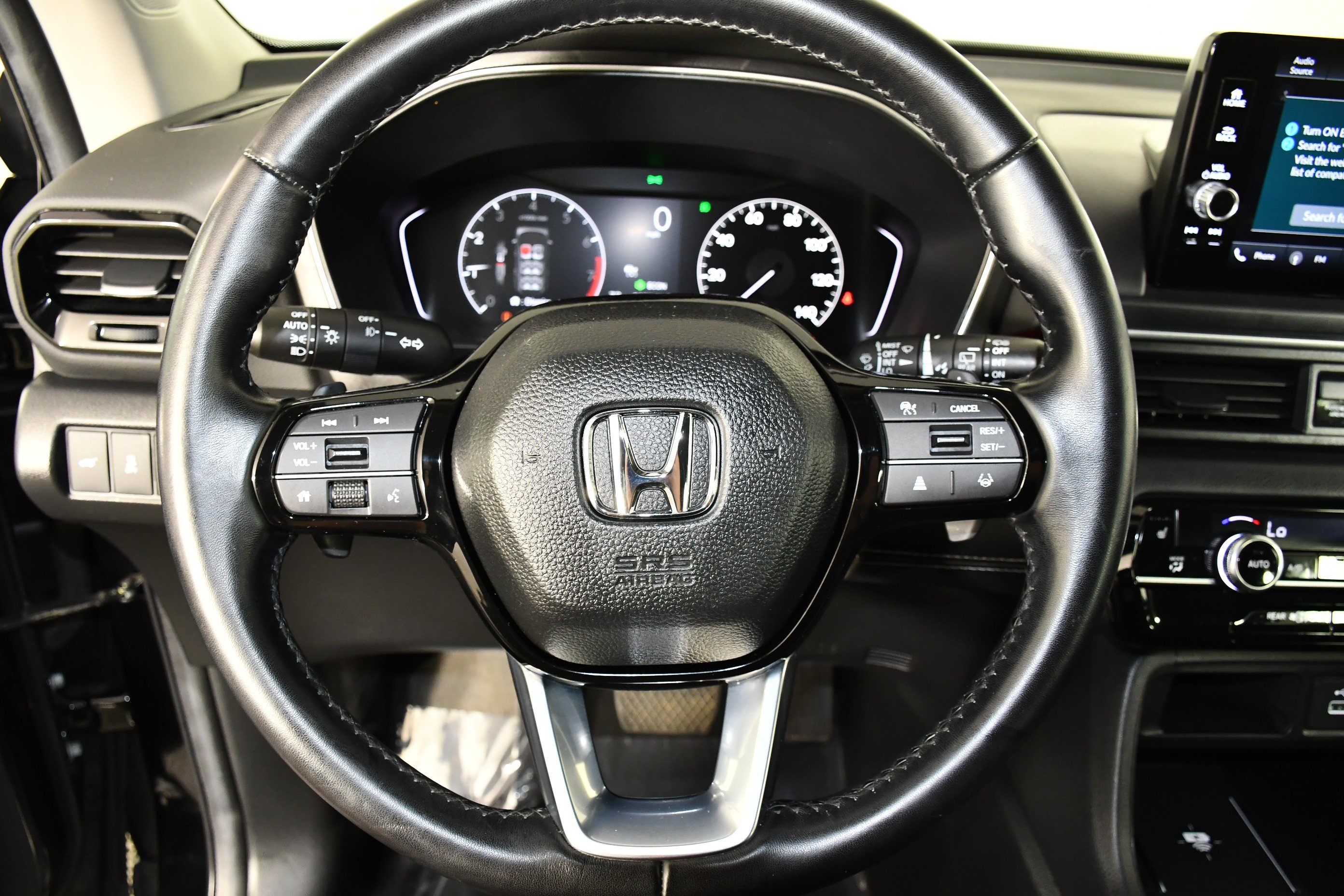 Used 2024 Crystal Black Pearl Honda EX-L 8 Passenger image 12