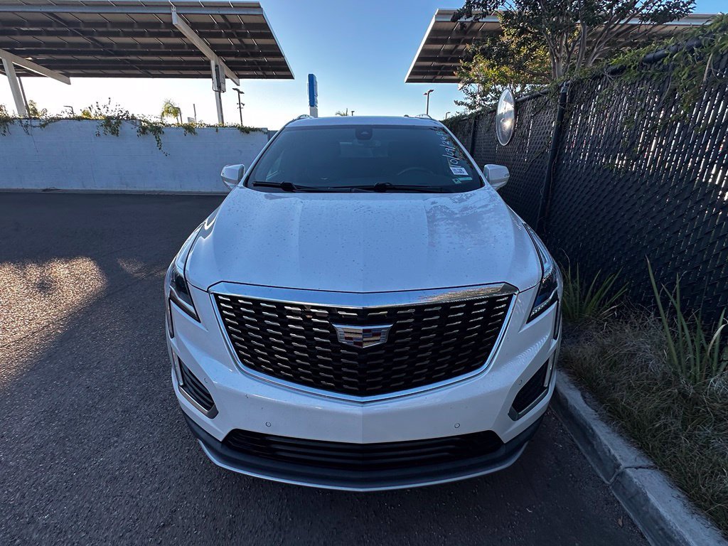 Used 2020 White Cadillac Premium Luxury image 12