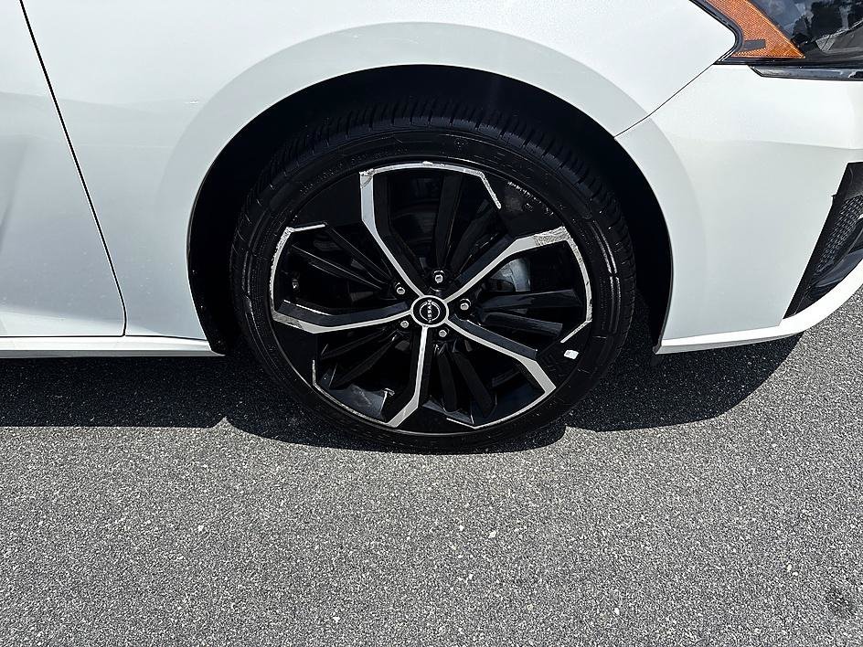 Certified Used 2024 Pearl White Tricoat Nissan 2.5 SR image 8