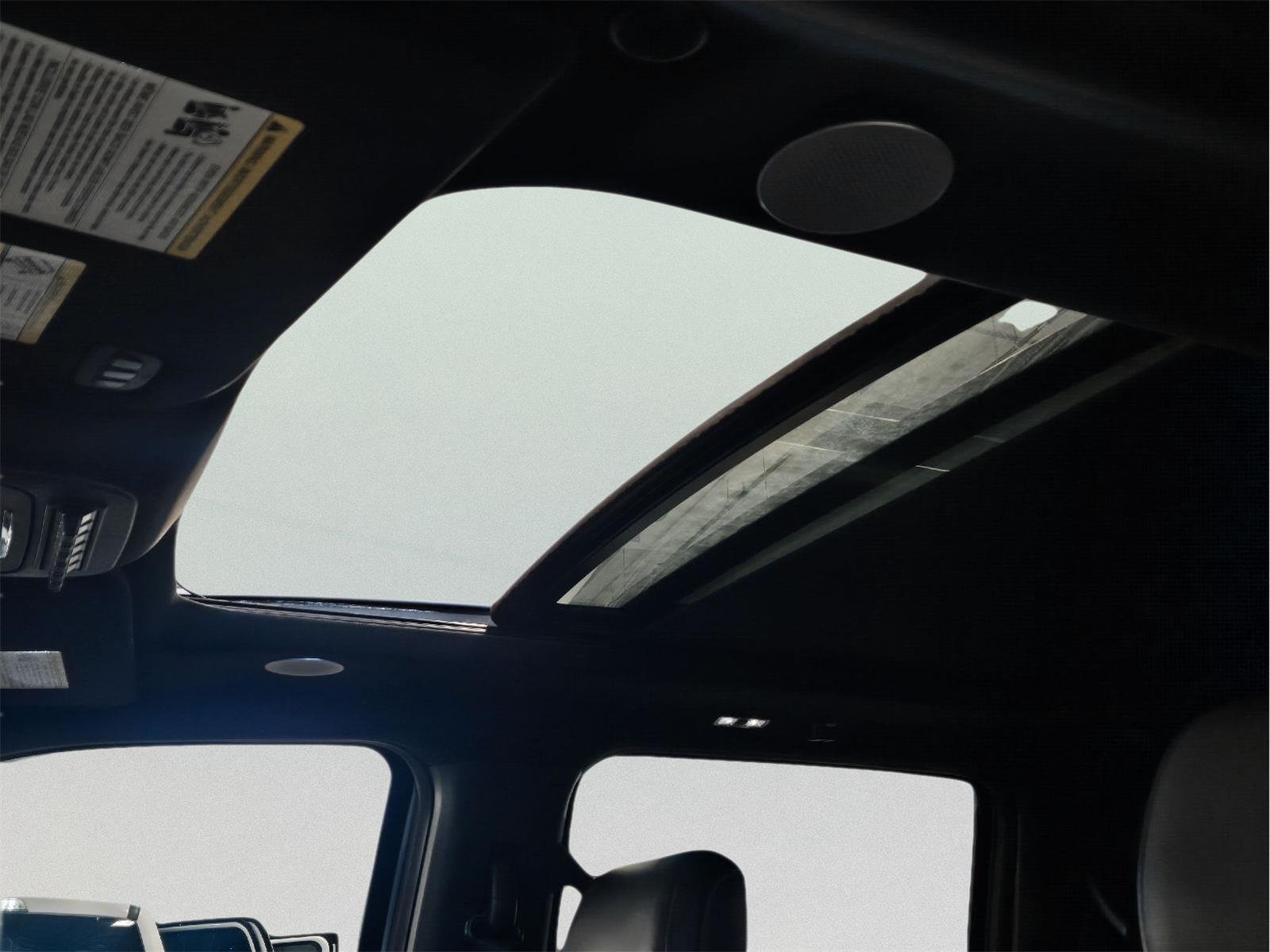 Used 2023 Iconic Silver Ford Raptor image 29