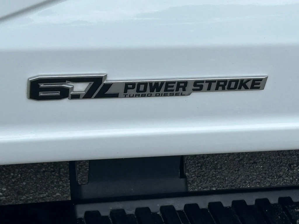 Used 2025 Oxford White Ford XL image 17