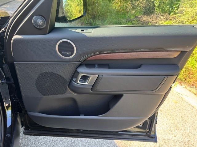 New 2026 Santorini Black Land Rover Dynamic SE image 20